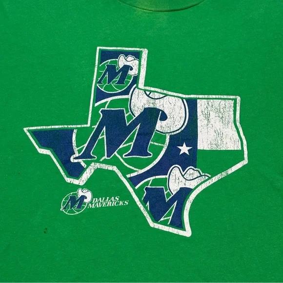 Mitchell & Ness Hardwood Classics Women’s Small Dallas Mavericks Tee - Picture 4 of 9